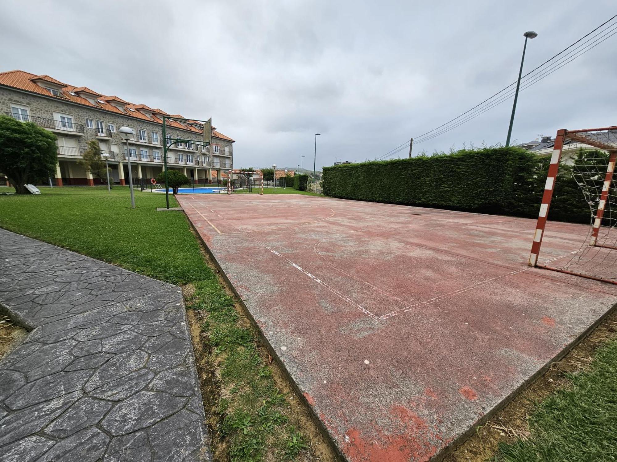 C12a01 Coqueto Con Piscina Y Garaje Apartment Suances